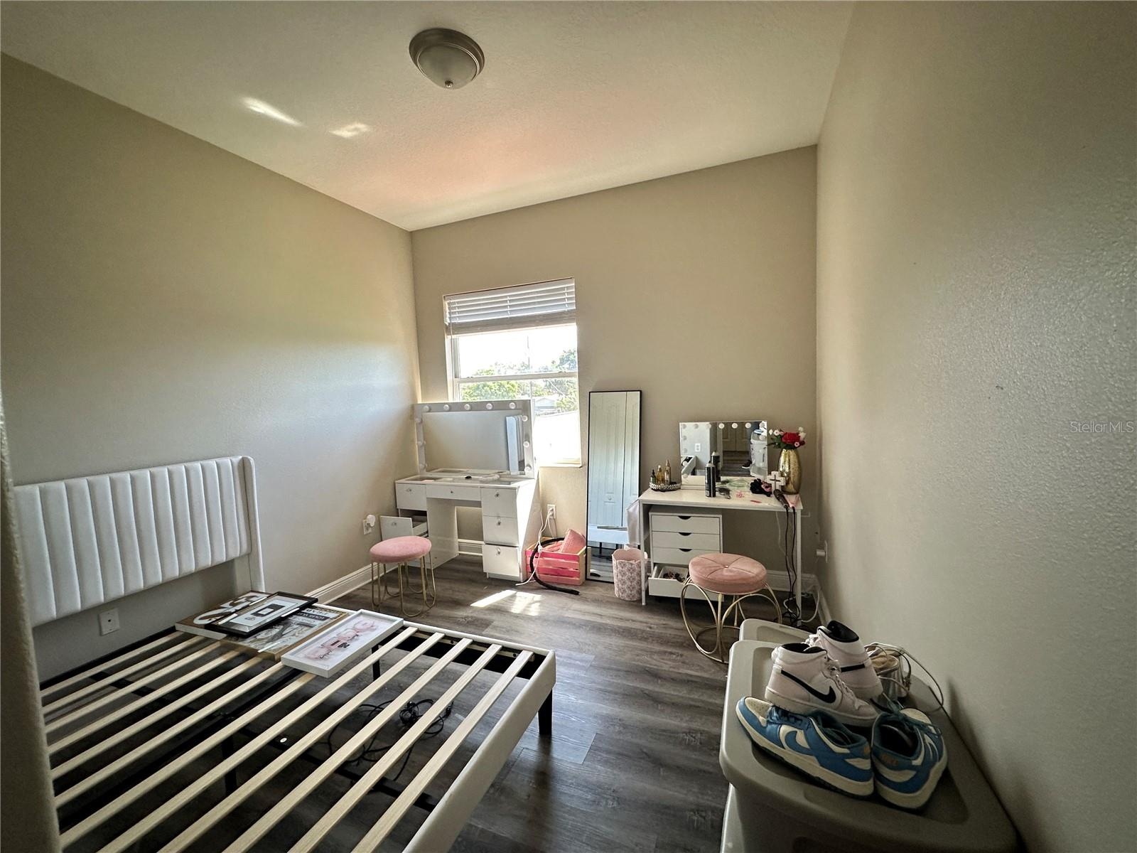 2125 Montclair