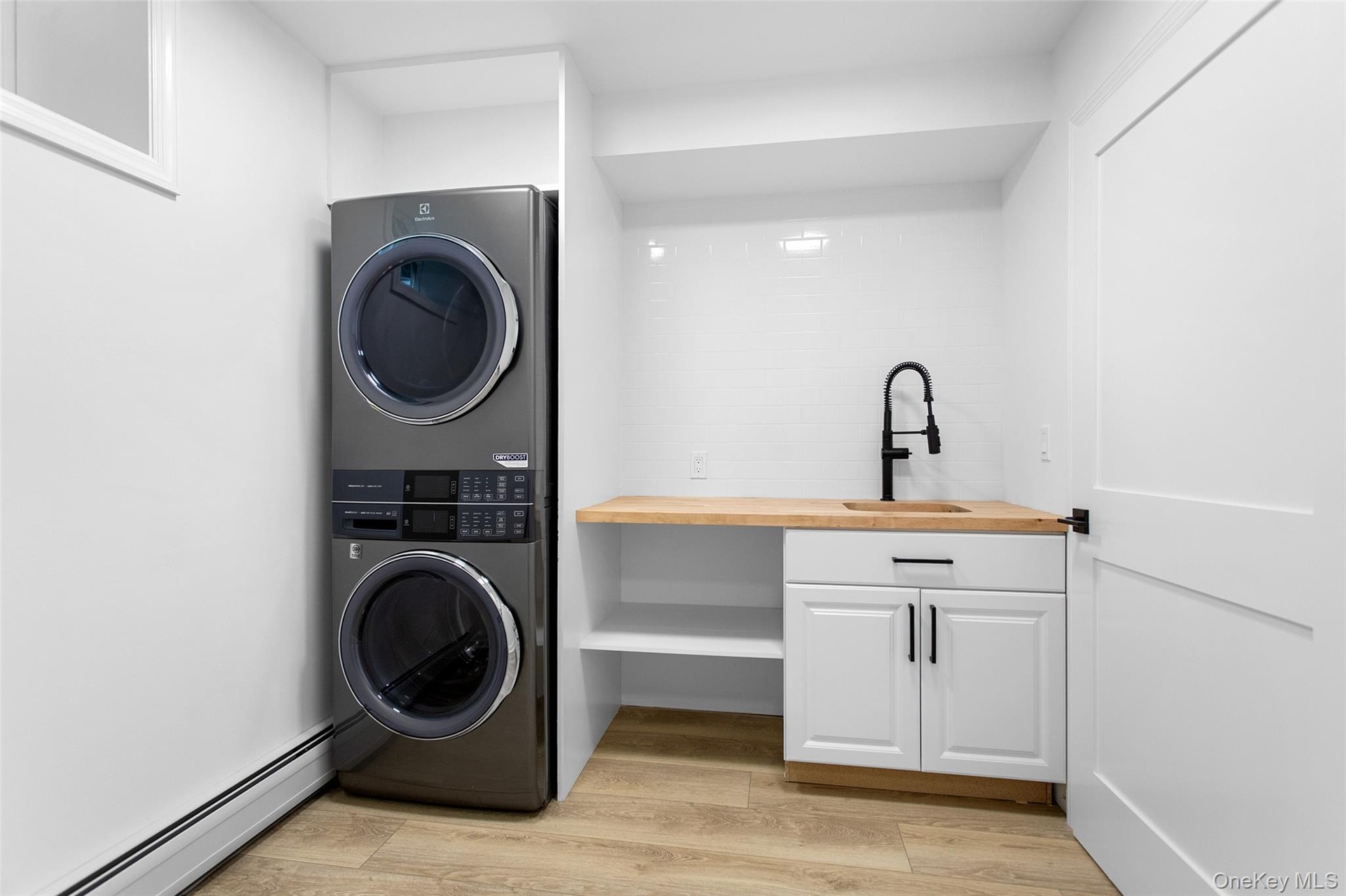 2nd floor laundry