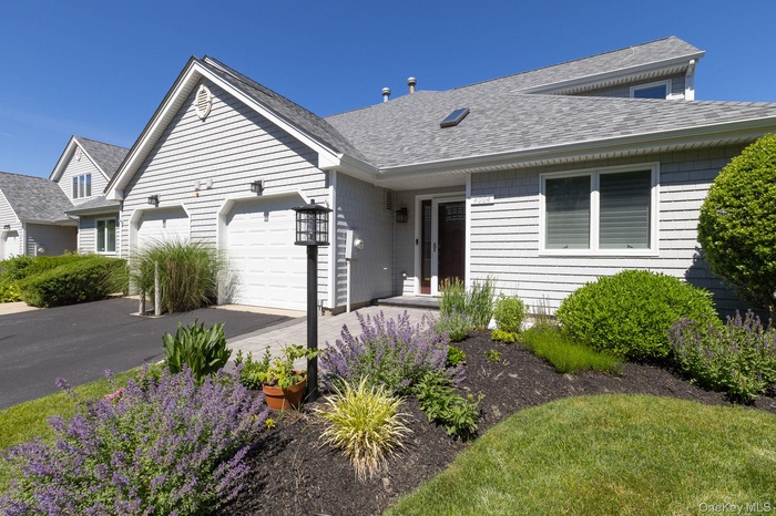 Vibrant Landscaping