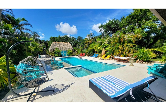 50X12 AND 12' DEEP HEATED POOL AND SPA