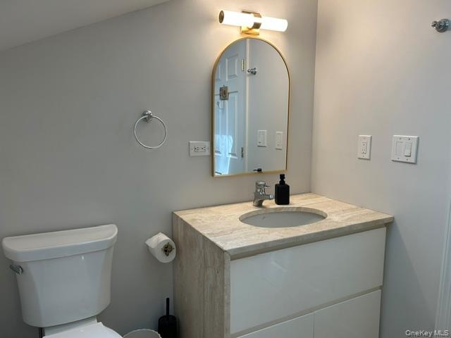 2nd floor bathroom