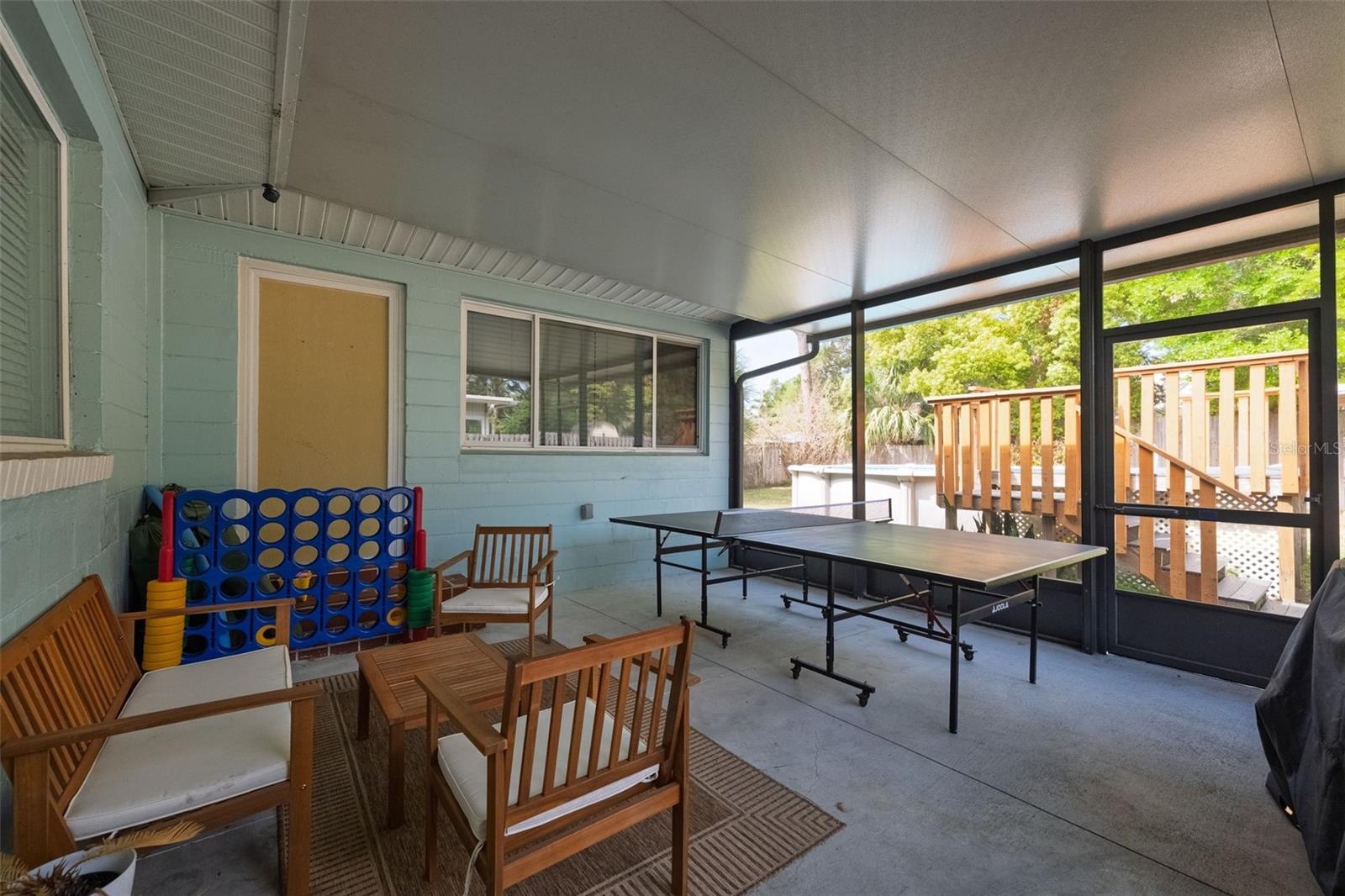 Screened Patio