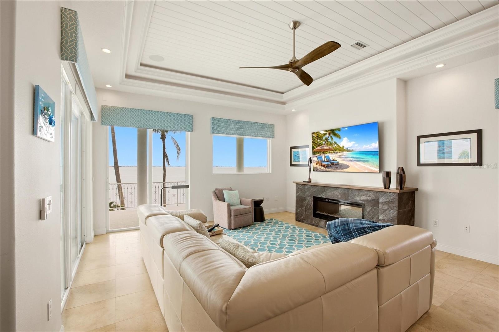 2nd floor family room