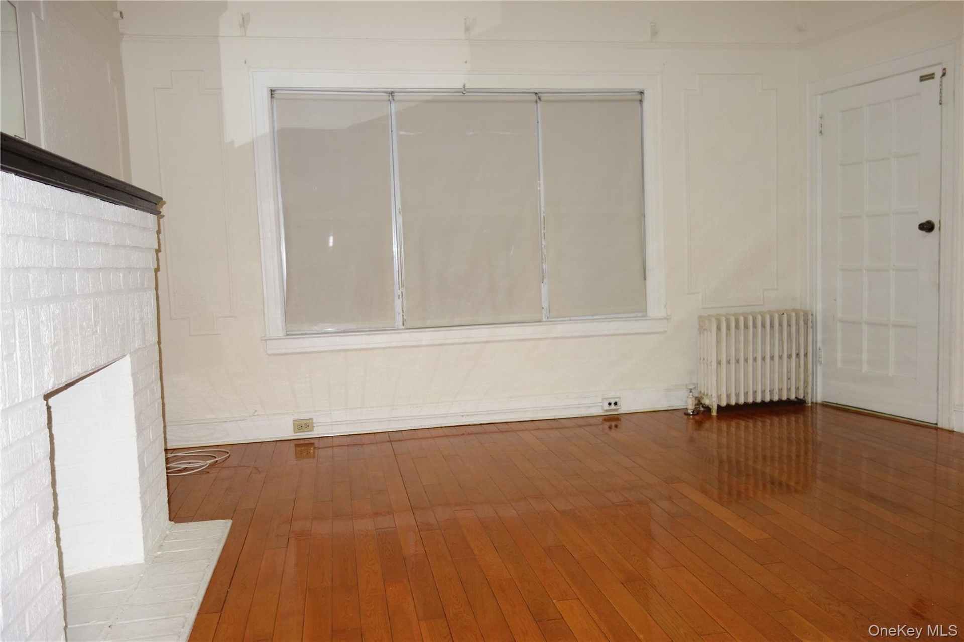 1st Floor Living Room