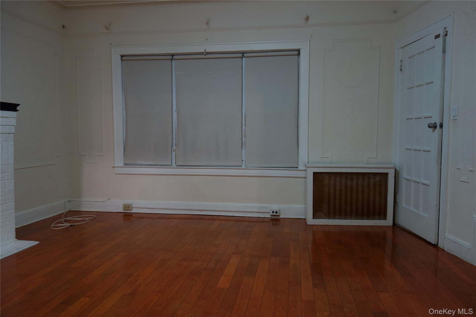 1st Floor Living Room