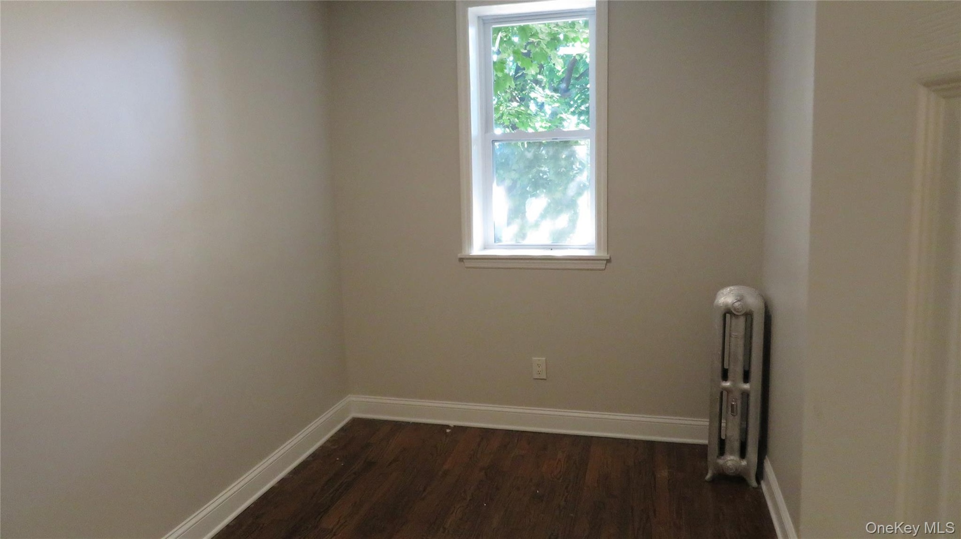 Empty room