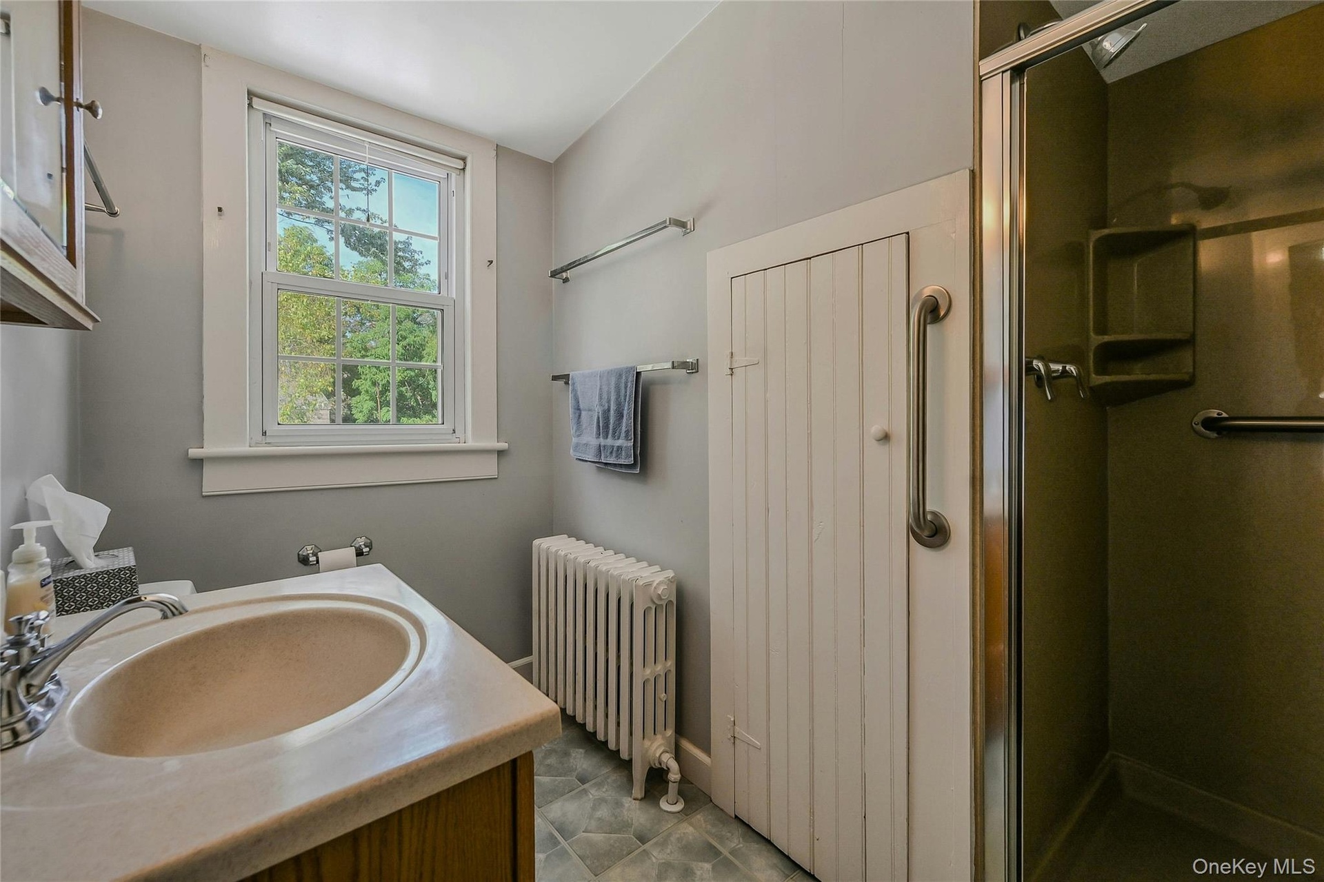 2nd Floor Bathroom