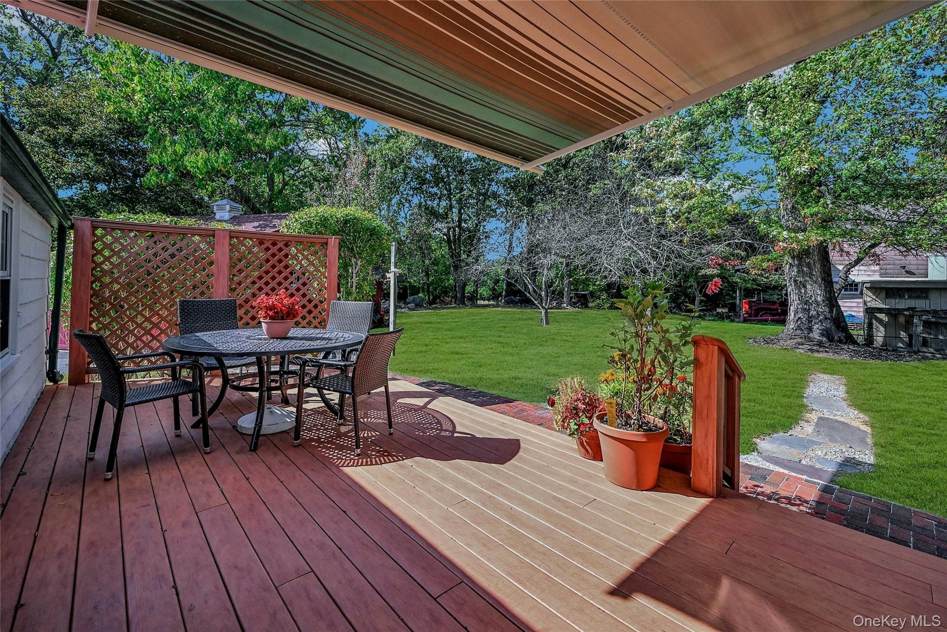 Backdeck with Awning