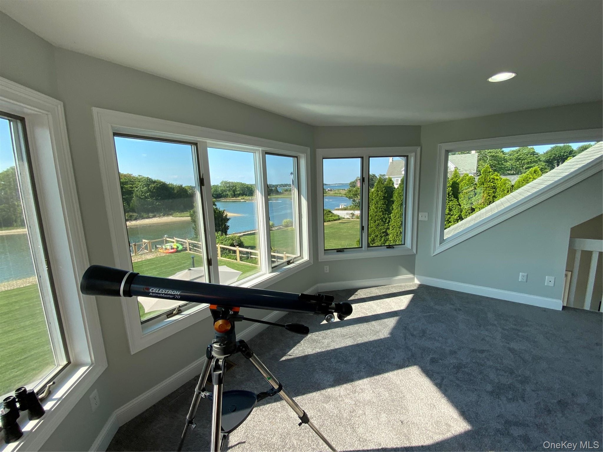 The loft featuring open panoramic  views of Goose Creek