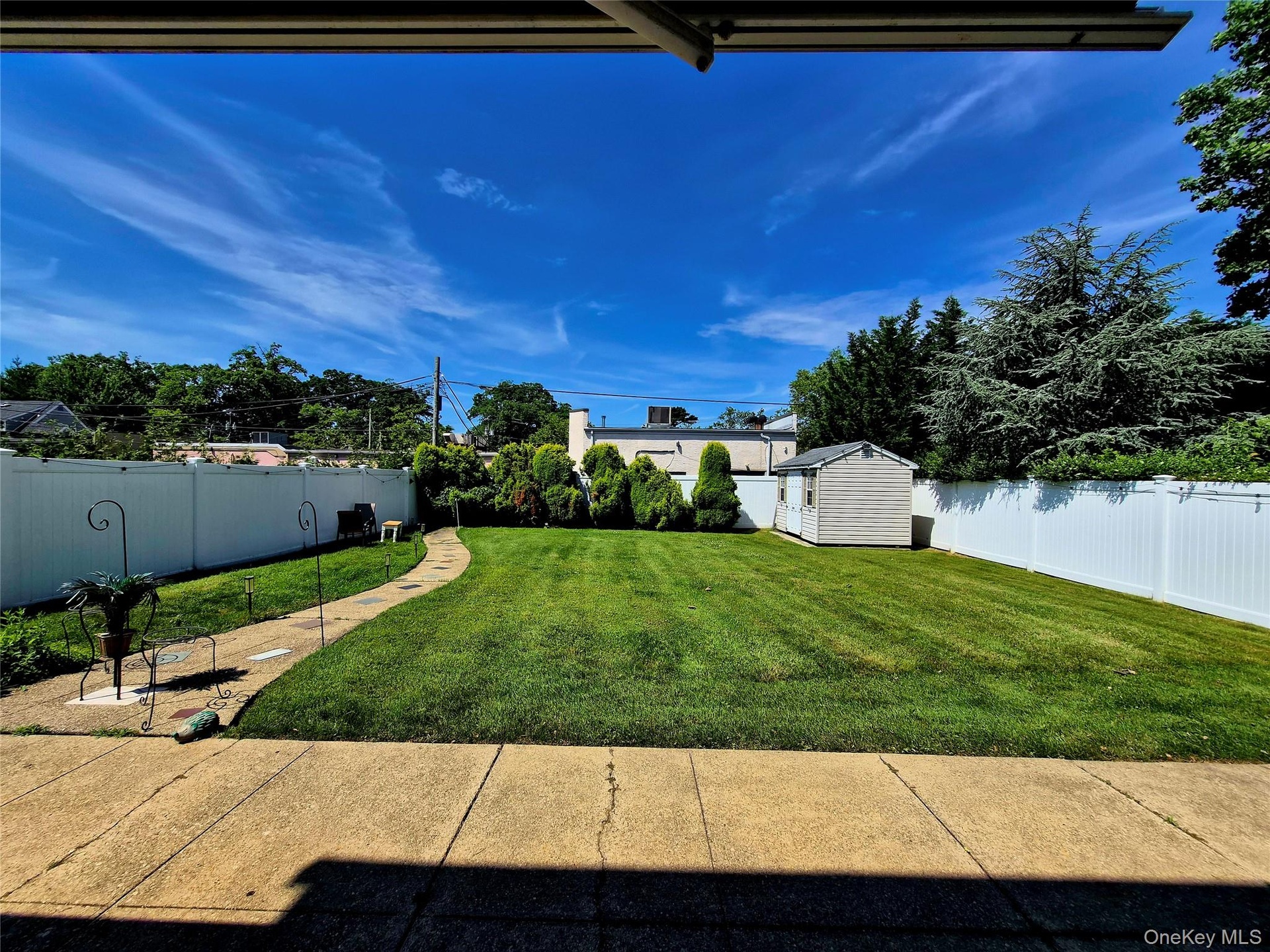 Well Maintained Back Yard