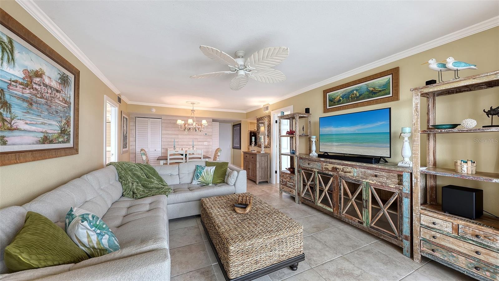 Living Room/Dining Room