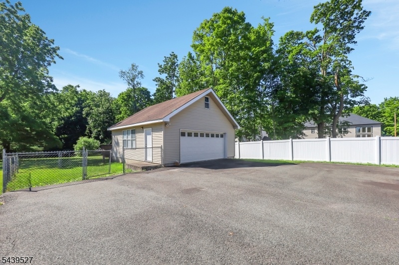 garage