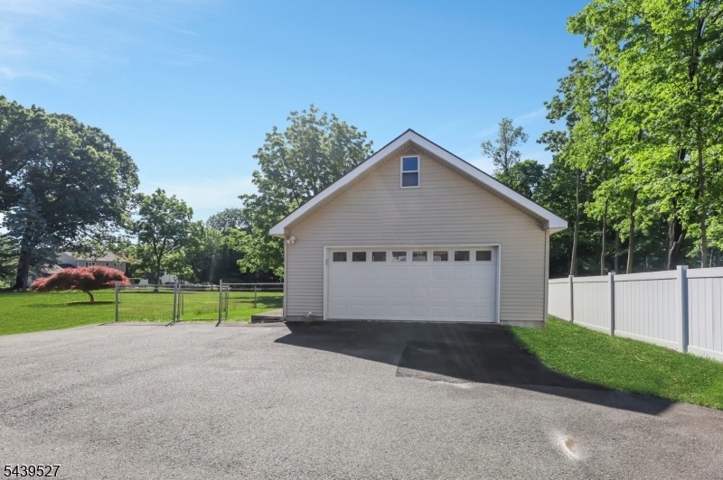 garage