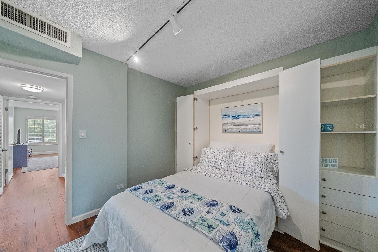 office / Murphy Bed