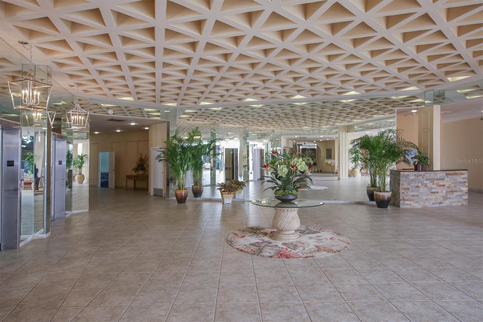 Harbor Towers - Entrance Hallway