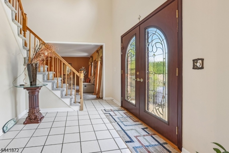 Large Double Story Foyer