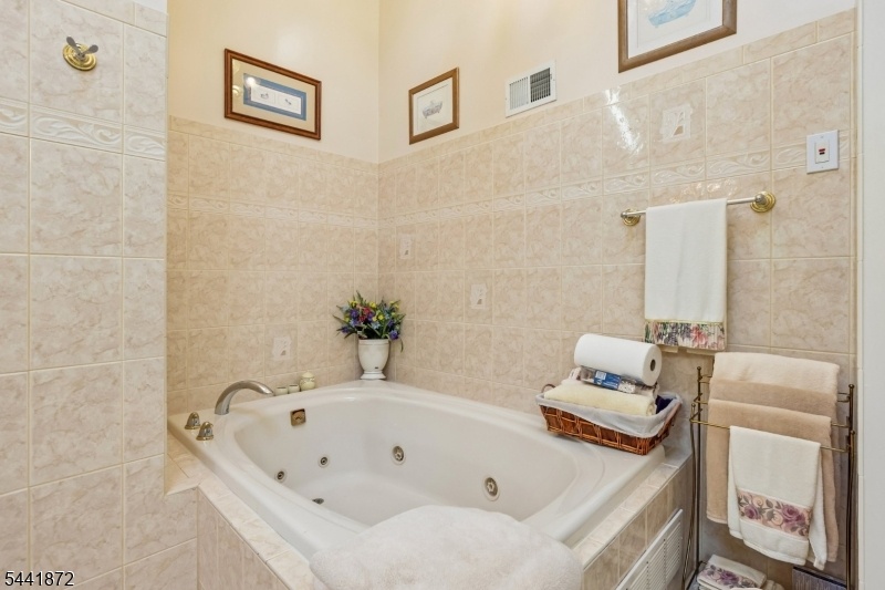 Jetted Tub