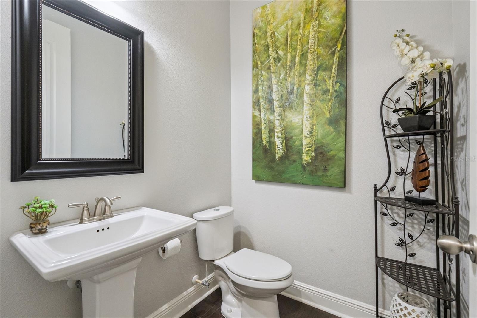 Powder room