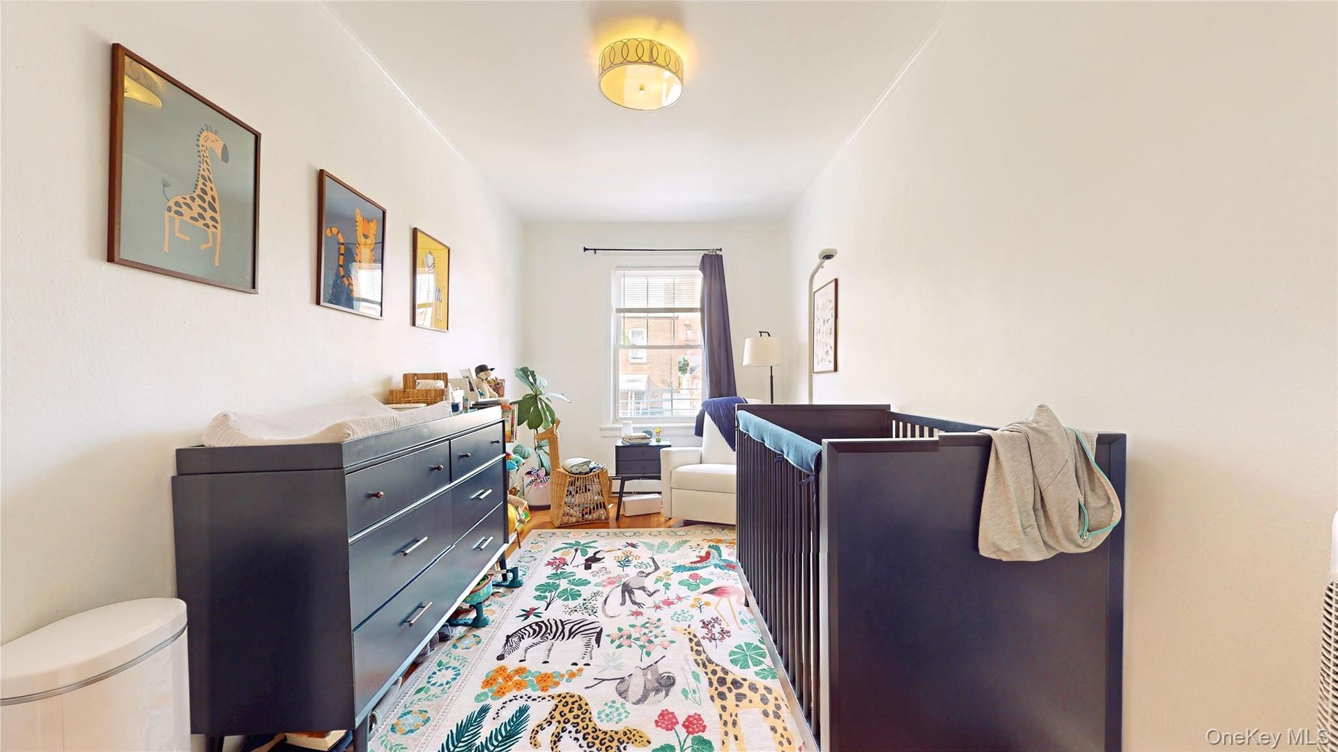 2nd Apt. Second Bedroom