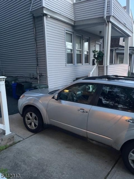 shared driveway