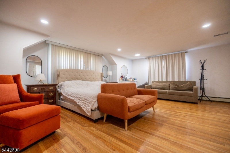 Master's Bedroom