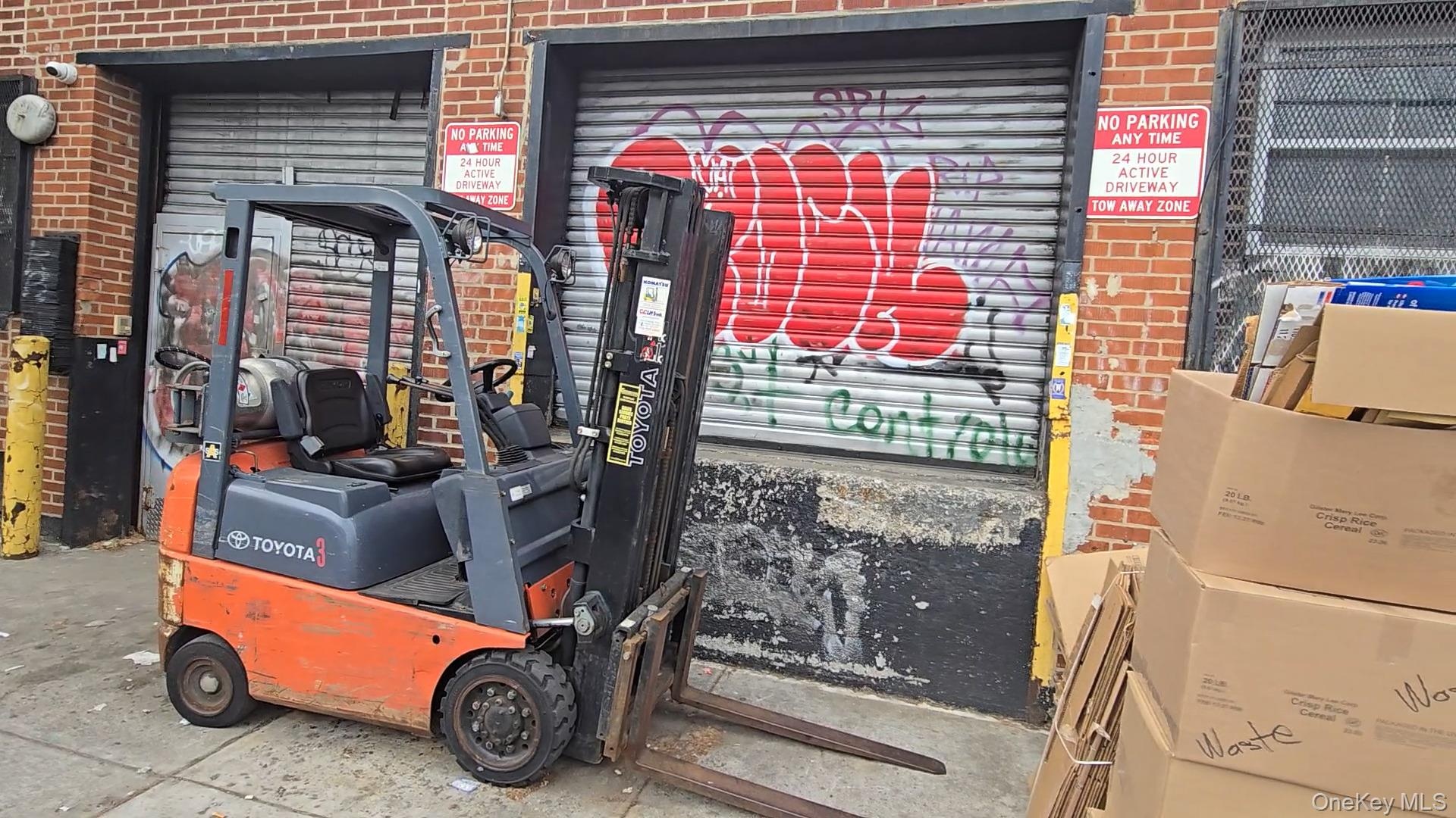 Loading dock