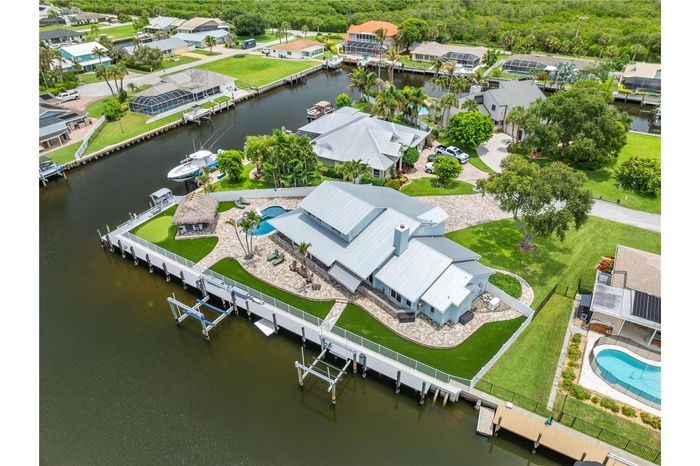 Aerial view of deep canal - 2 boat lifts - killerdock - 4 electric stations