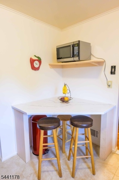 Informal Eat in Area