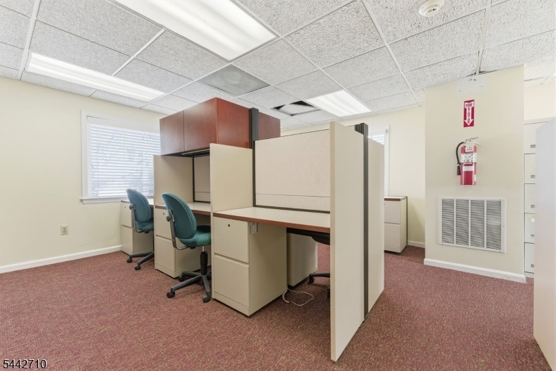 Bull Pen 2nd Fl