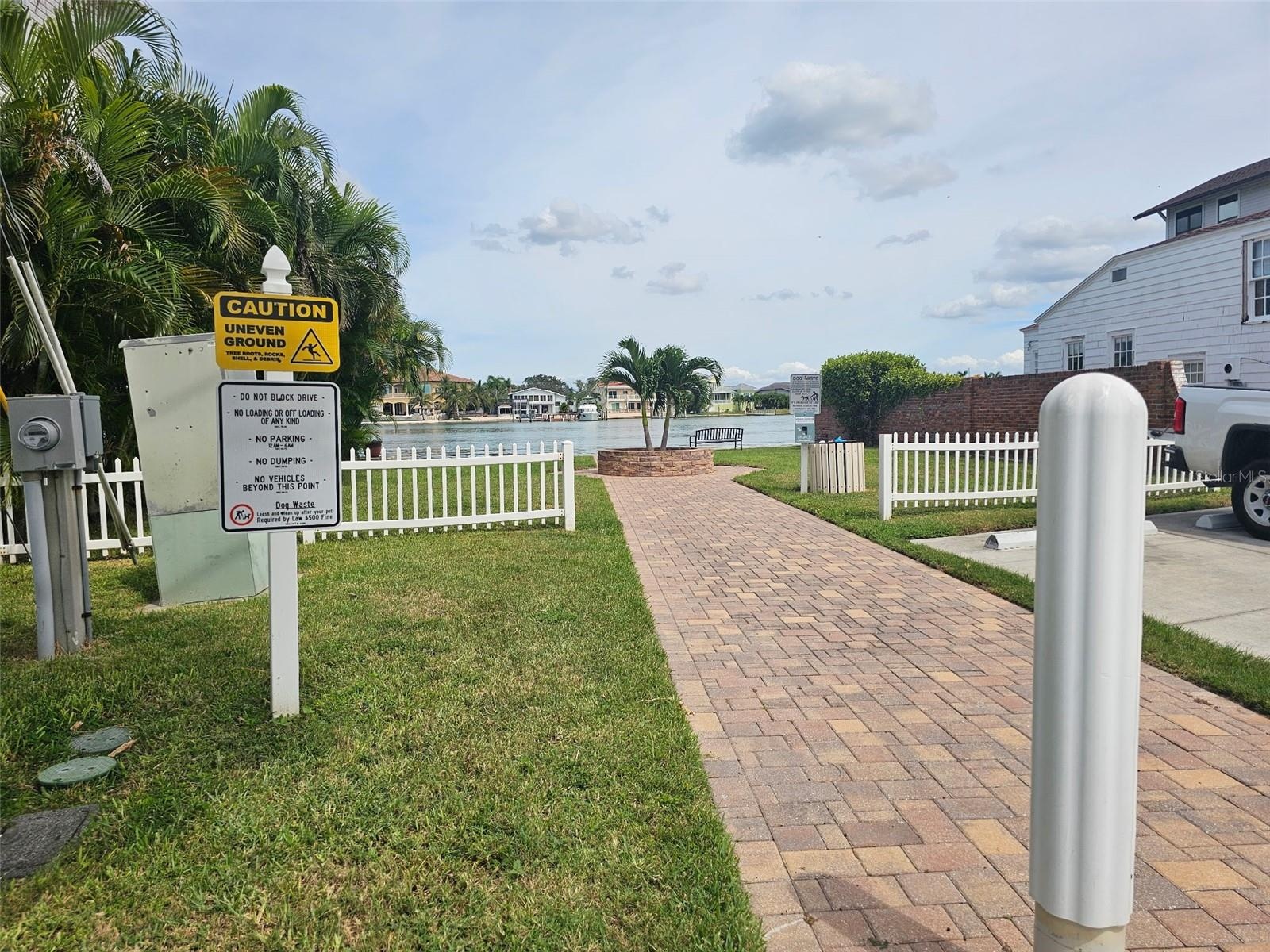Inter-coastal Pocket Park 1 Block Away