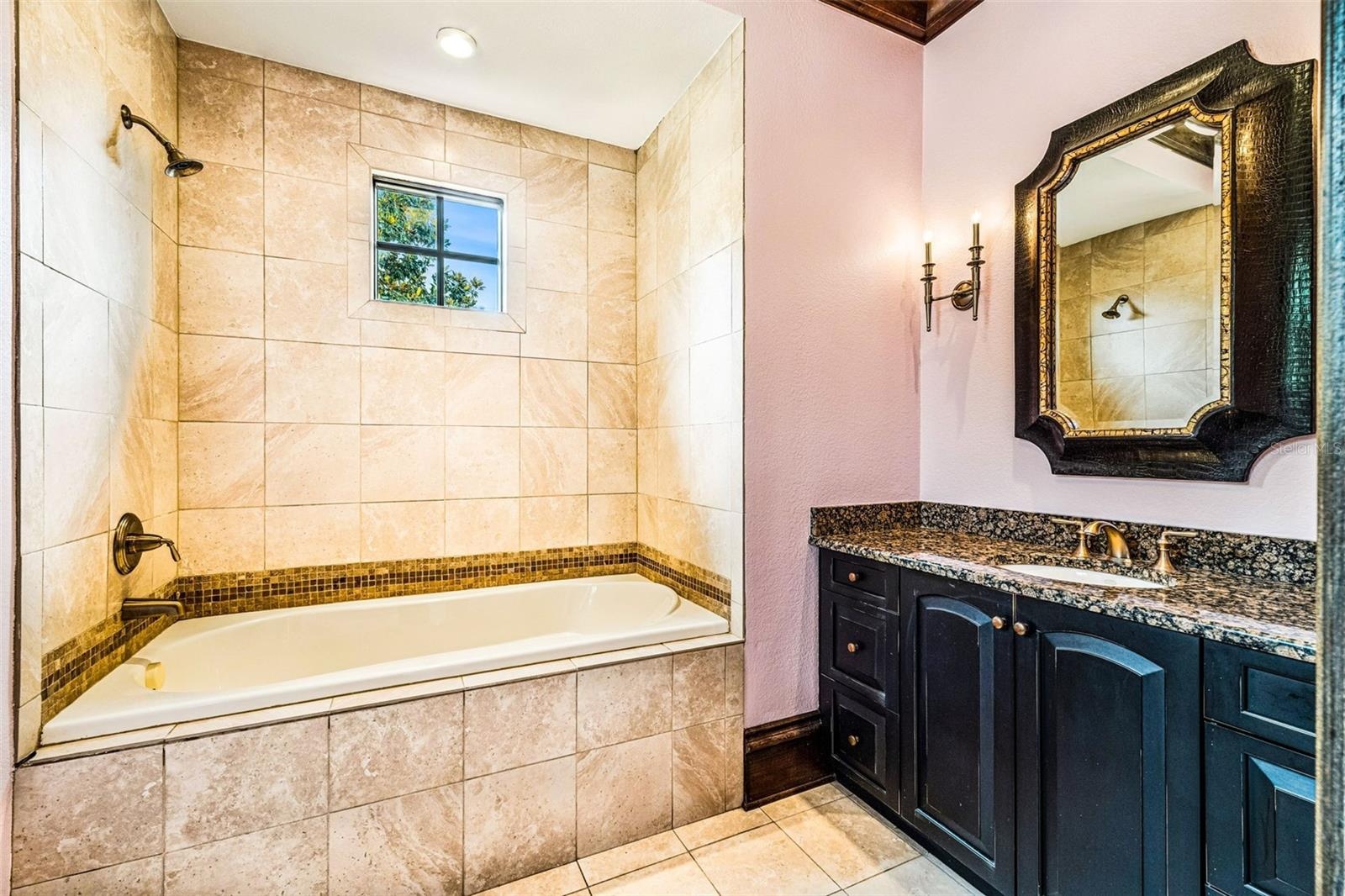 Bedroom Suite 4 Bathroom