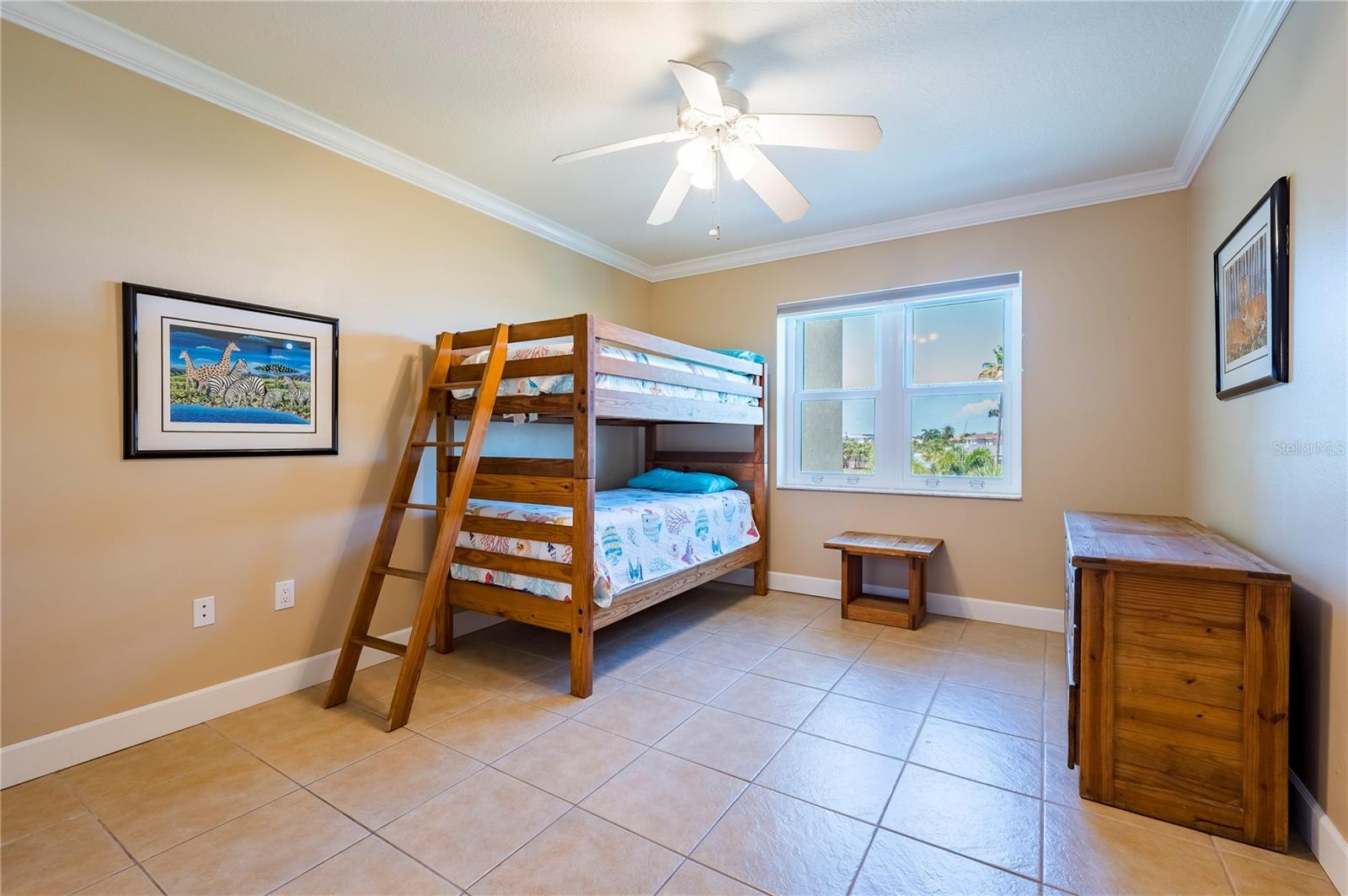 Second bedroom