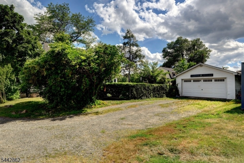other garage and driveway