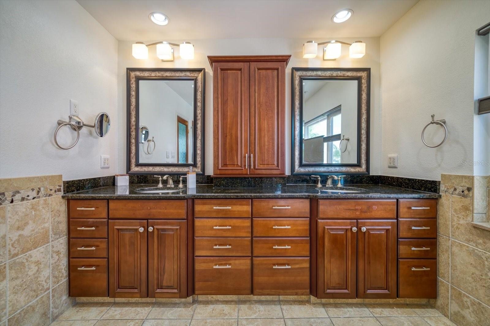 Master Double Vanity