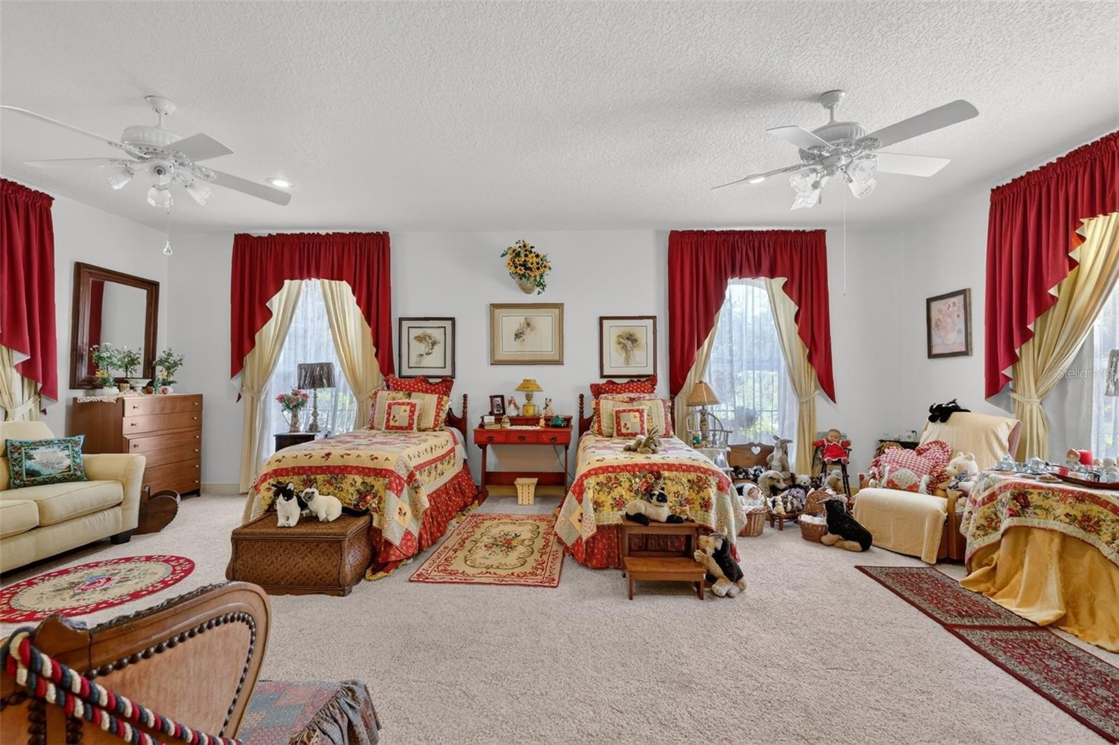 Hobby Room or extra Bedroom Main Level