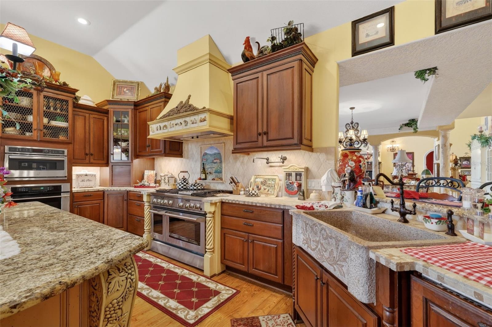 Kitchen Main Level