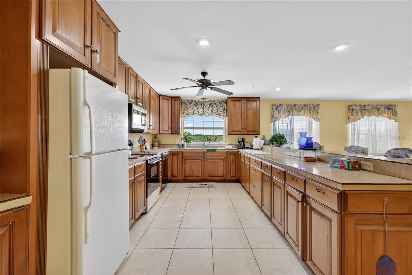 Guest Kitchen Over Garage