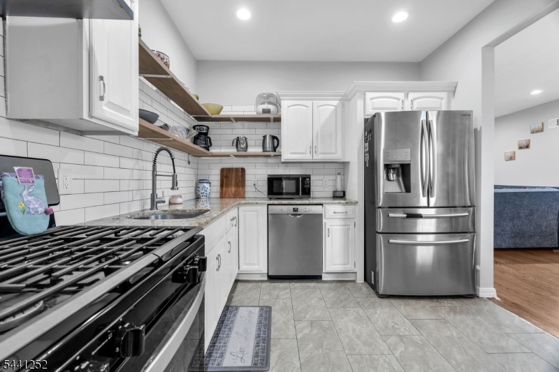 Kitchen 3