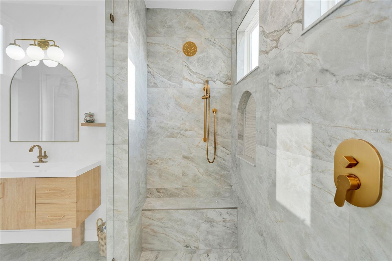 Upgraded Primary Bathroom