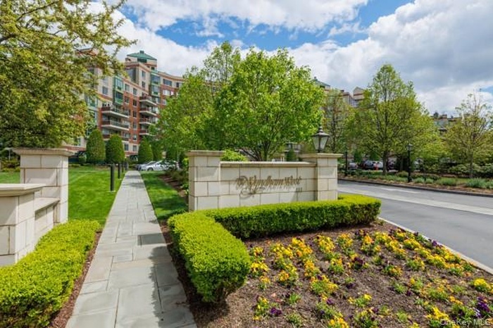 Wyndham West