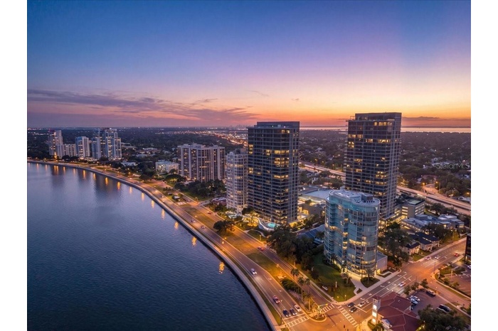 Iconic Aquatica on Bayshore luxury waterfront tower.