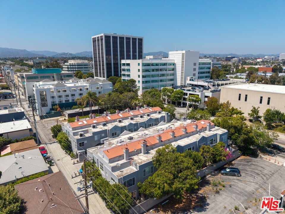 Aerial perspective of a multi-
