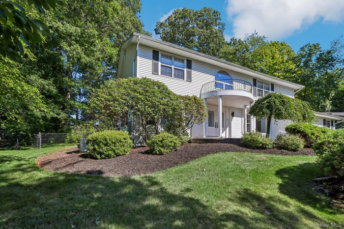 Stunning Colonial in sought after neighborhood