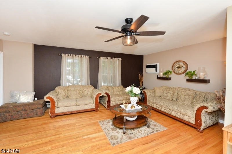 Liiving Room