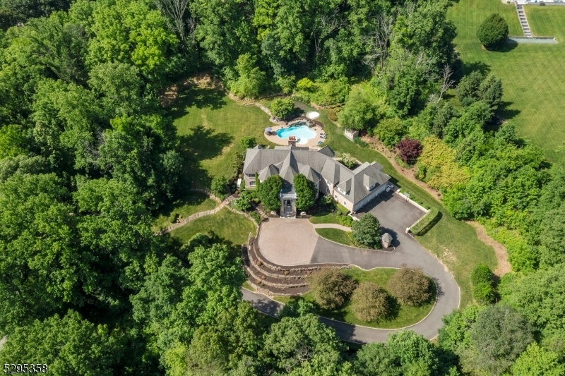 Private 5+ Acres