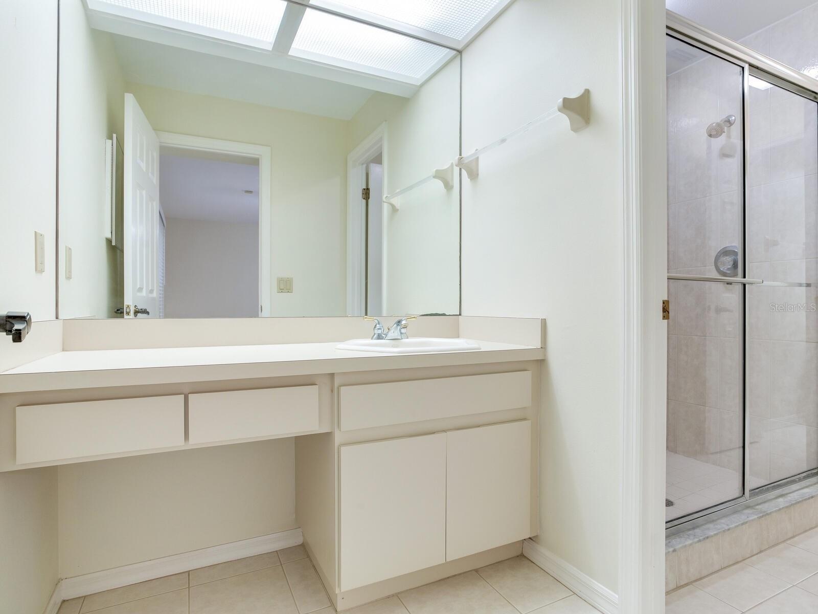 Jack-N-Jill Bath