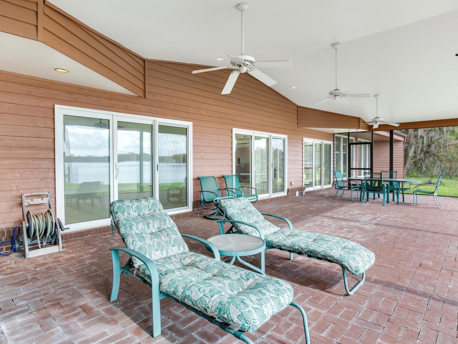 Lanai