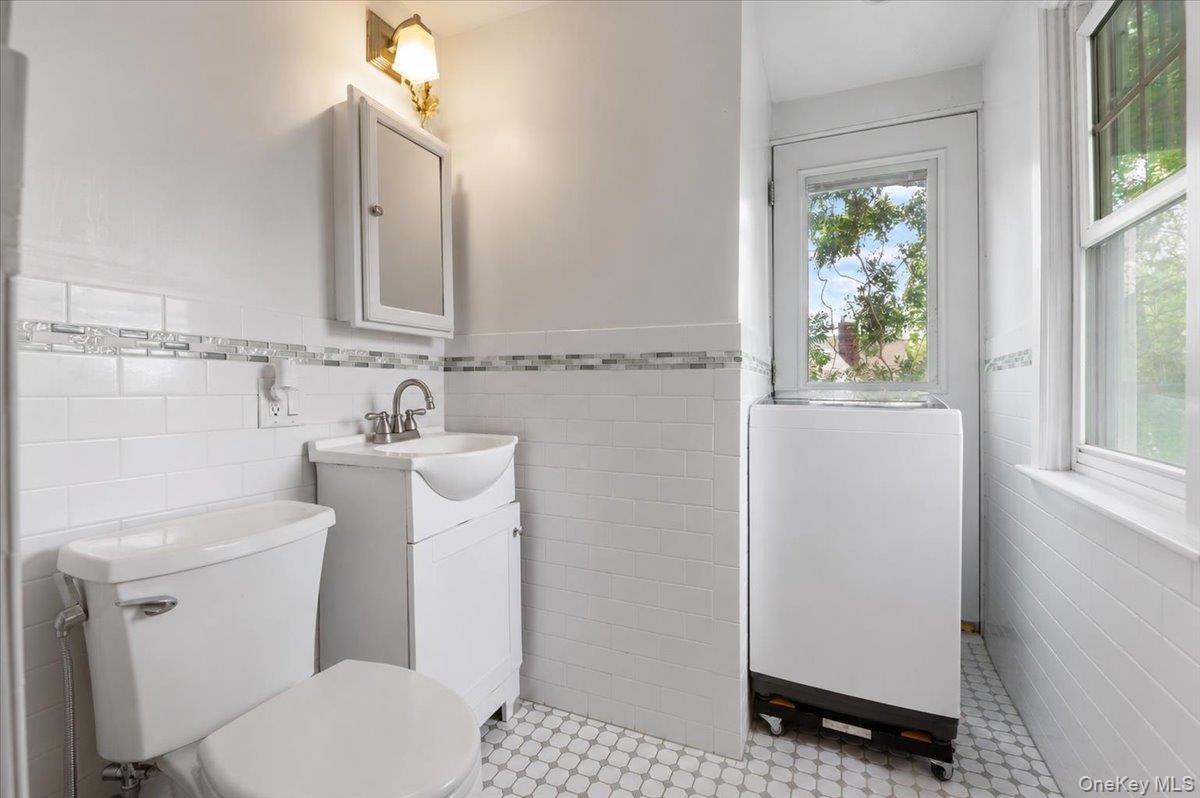 Third Floor - Full Bath with door to terrace
