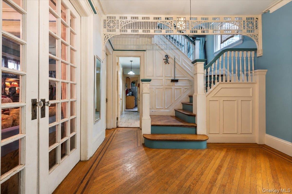 Front entrance to stairs