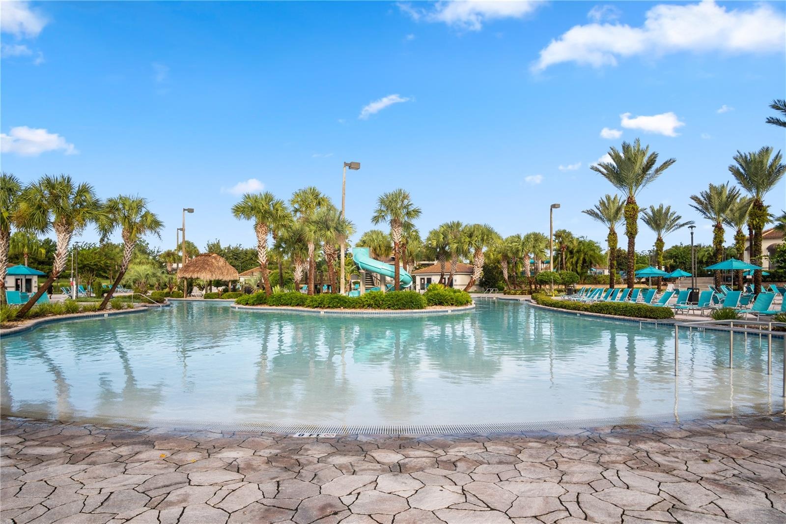 Oasis Club Zero Entry Pool